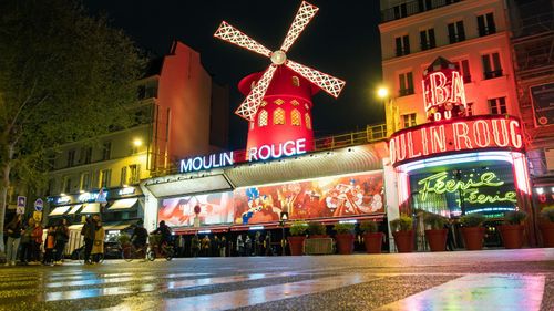Experience Nightlife In Paris Like Never Before With These Clubs